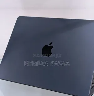 New Laptop Apple MacBook Air 2023 M2 8GB Apple M2 SSD 256GB