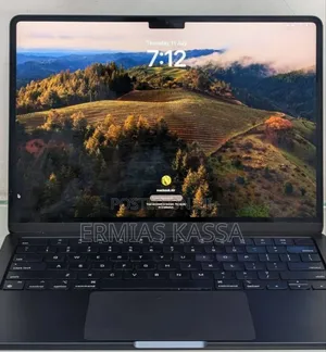 Photo - New Laptop Apple MacBook Air 2023 M2 8GB Apple M2 SSD 256GB