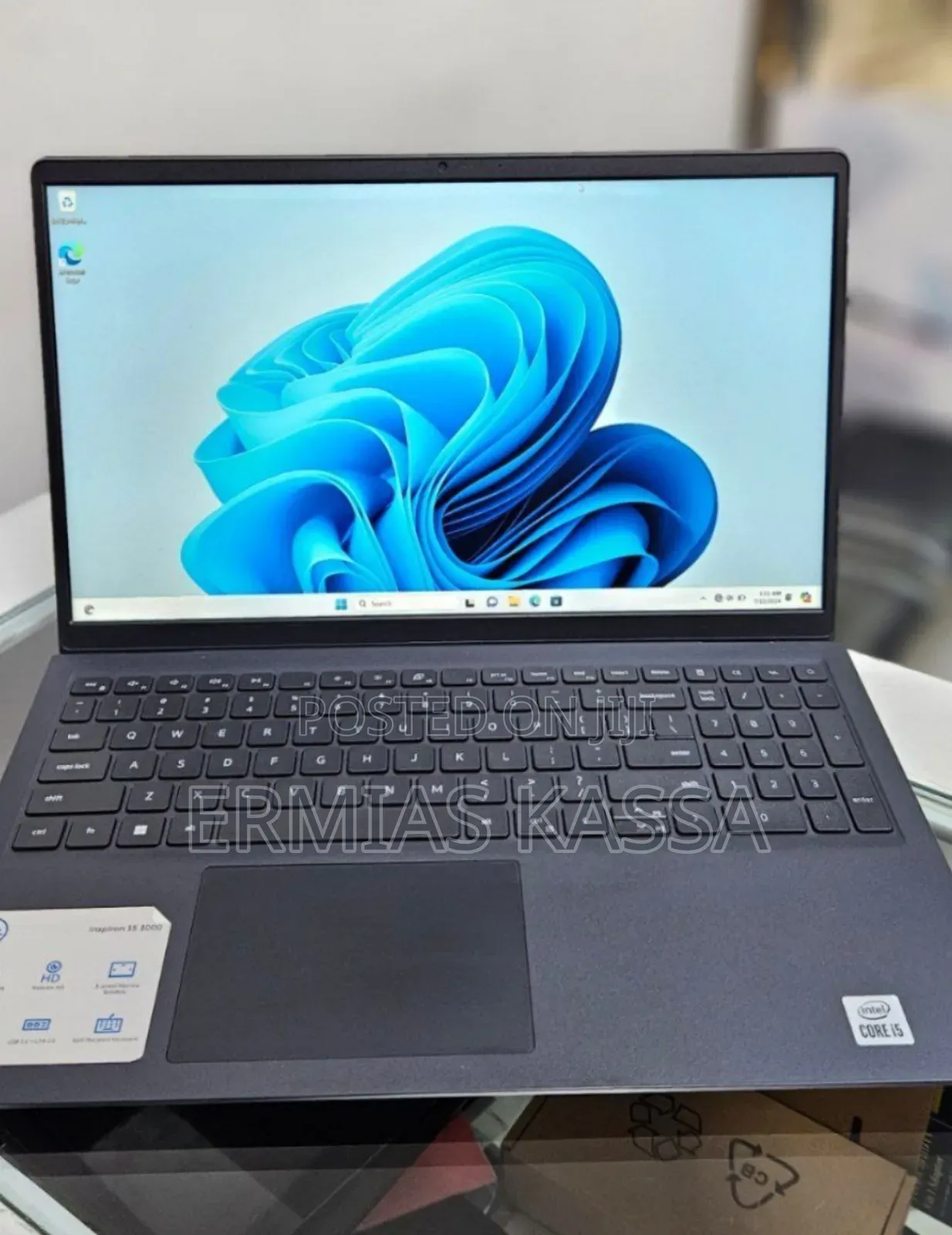 New Laptop Dell Inspiron 15 8GB Intel Core I5 SSD 256GB