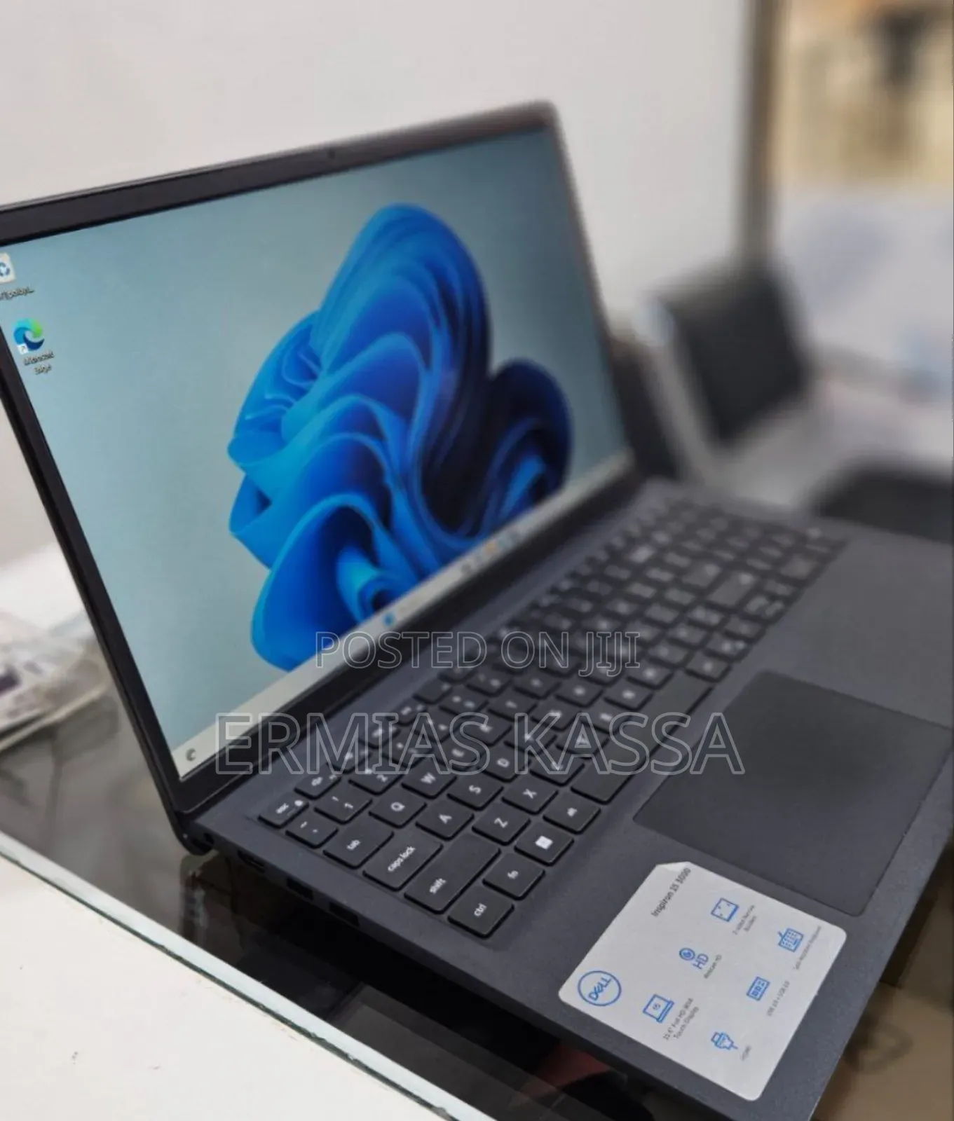 New Laptop Dell Inspiron 15 8GB Intel Core I5 SSD 256GB