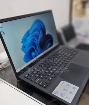 New Laptop Dell Inspiron 15 8GB Intel Core I5 SSD 256GB