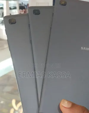 Photo - New Samsung Galaxy Tab A7 Lite 32 GB Black