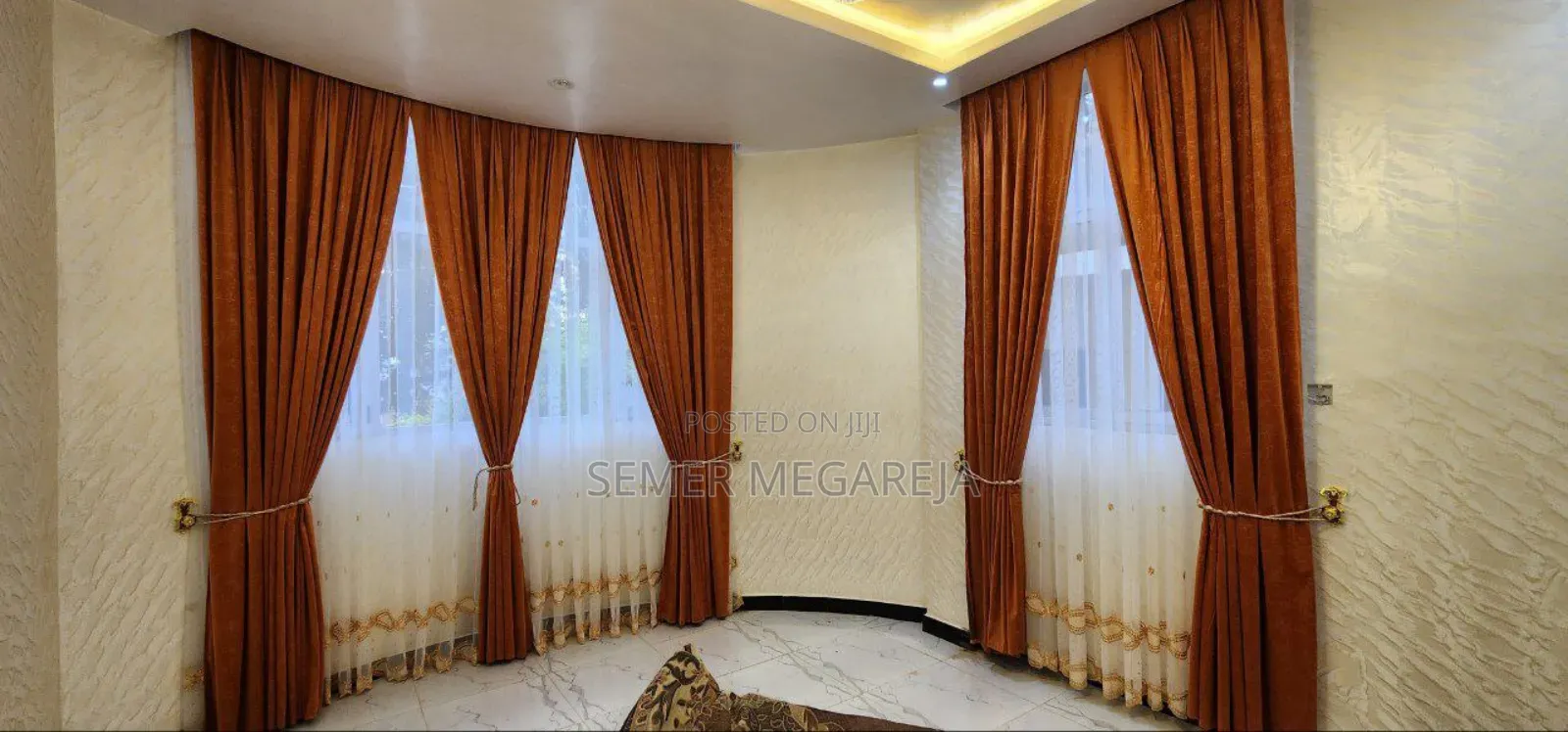 Semer Curtain
