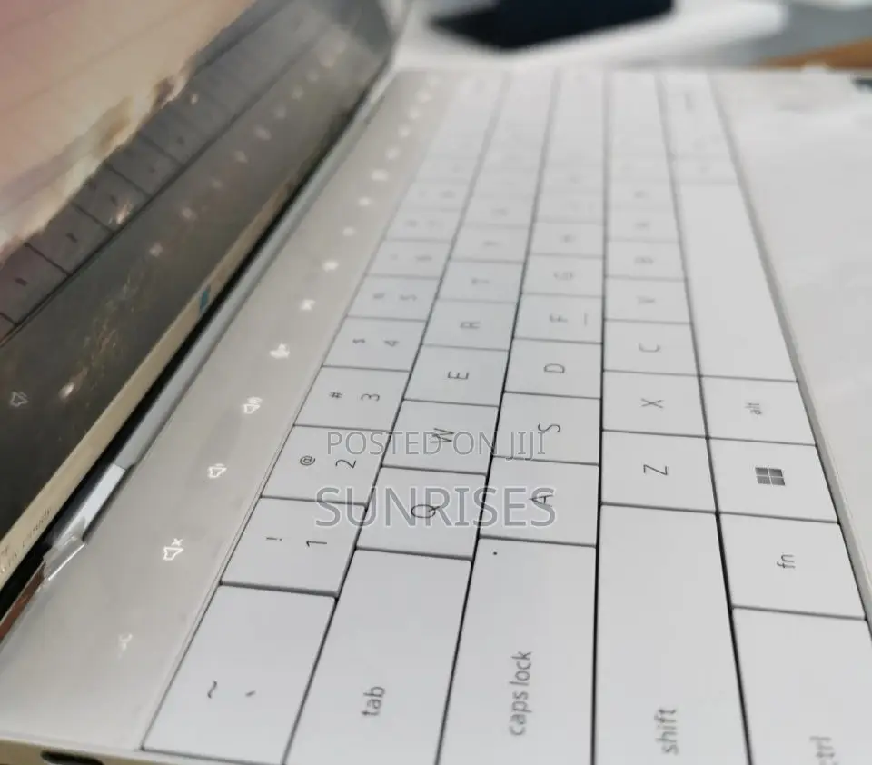 New Laptop Dell XPS 13 32GB Intel Core I7 SSD 1T