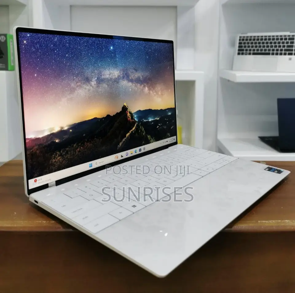 New Laptop Dell XPS 13 32GB Intel Core I7 SSD 1T