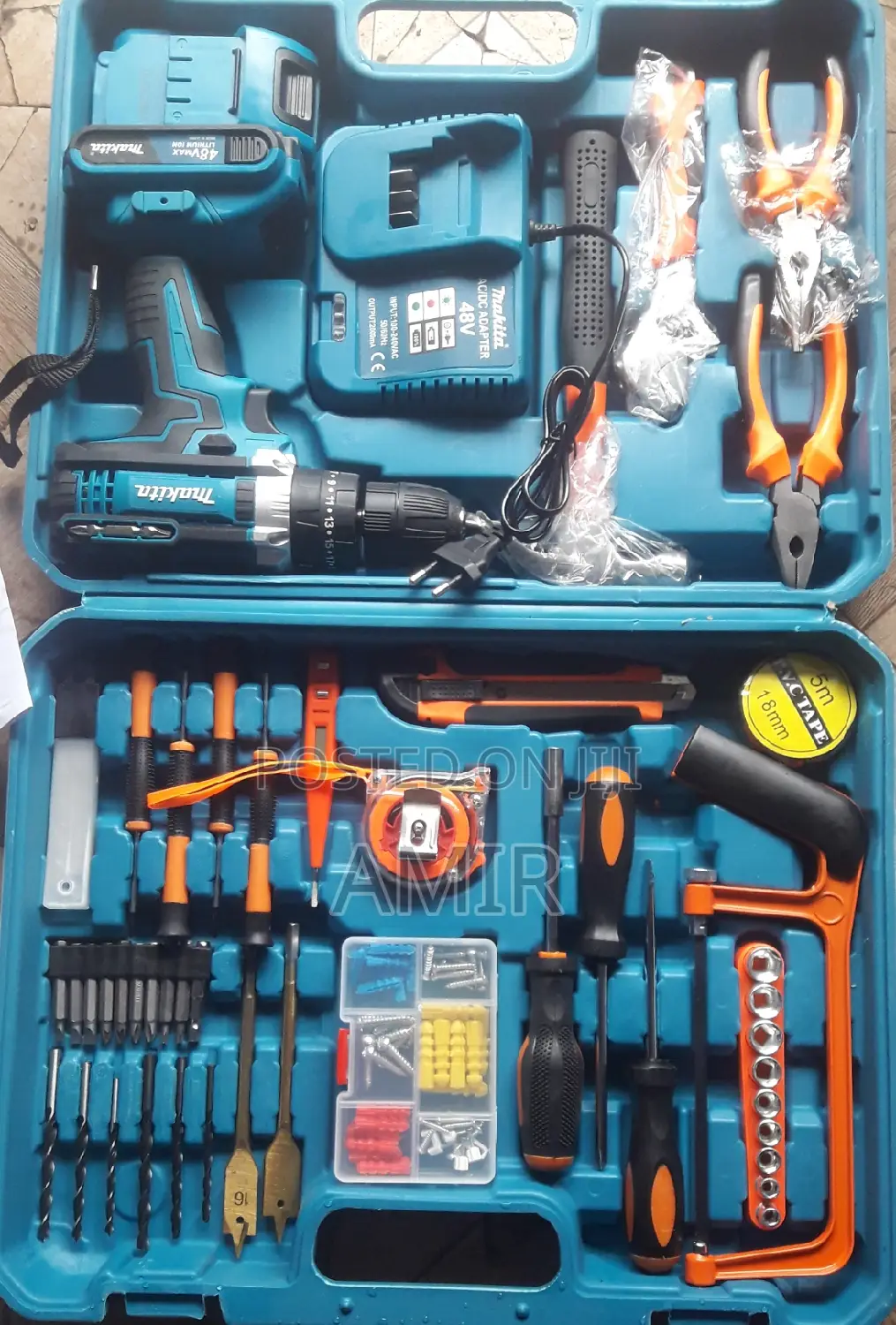 Makita Rechargeable Drill With Accessories 48V