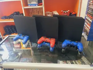 Playstation 4 Slim Jailbreak 2 ፍሬ ብቻ የቀረው