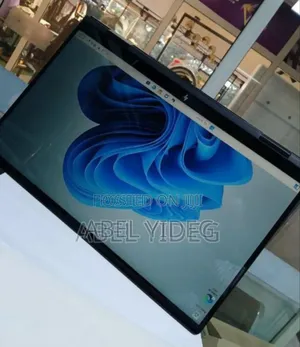 New Laptop HP Envy X360 8GB AMD Ryzen 5 SSD 512GB