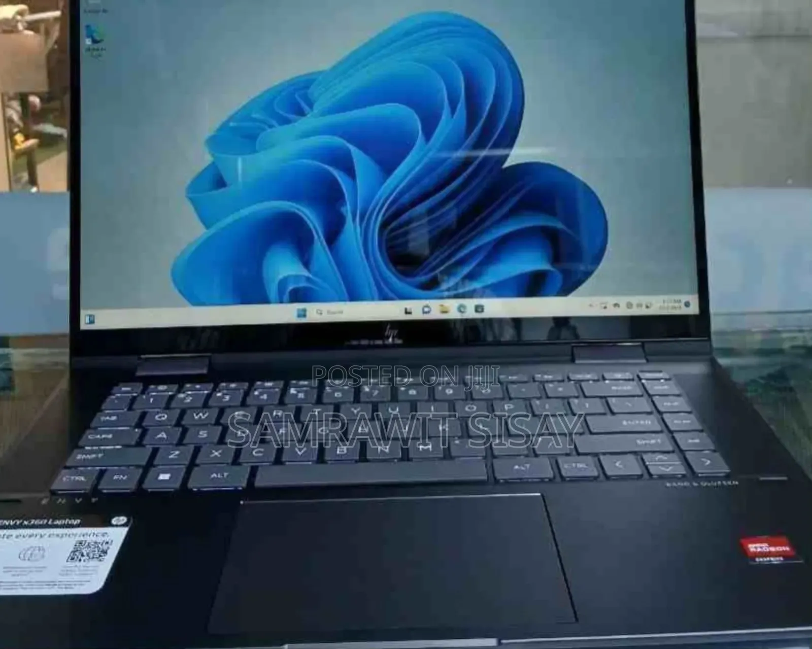 New Laptop HP Envy X360 8GB AMD Ryzen 5 SSD 512GB