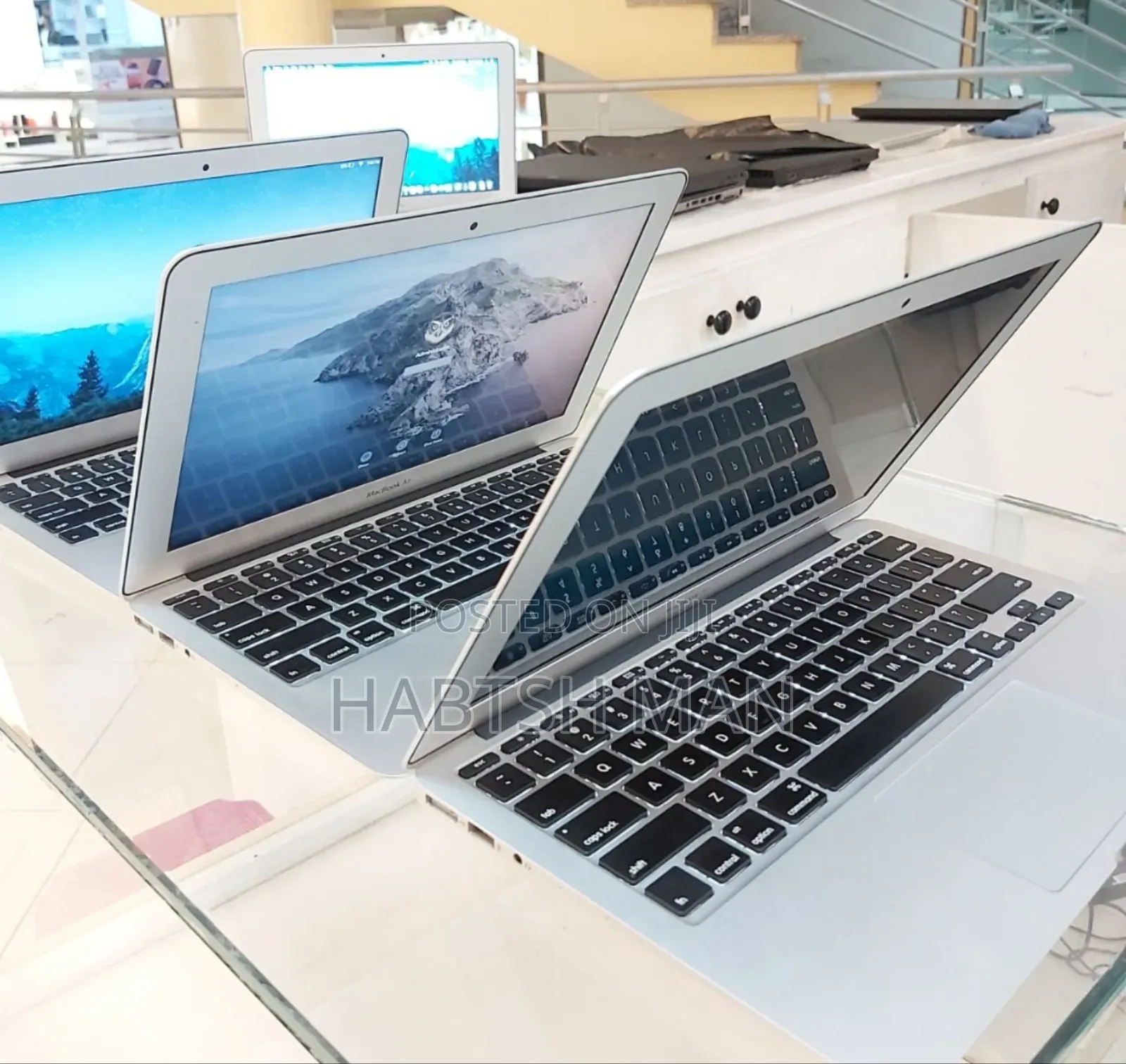 New Laptop Apple MacBook Air 2015 4GB Intel Core I5 SSD 128GB