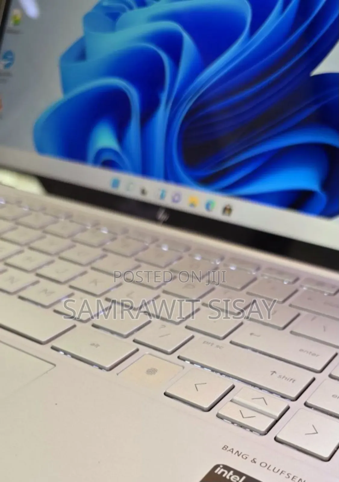 New Laptop HP Envy X360 8GB Intel Core I7 SSD 512GB