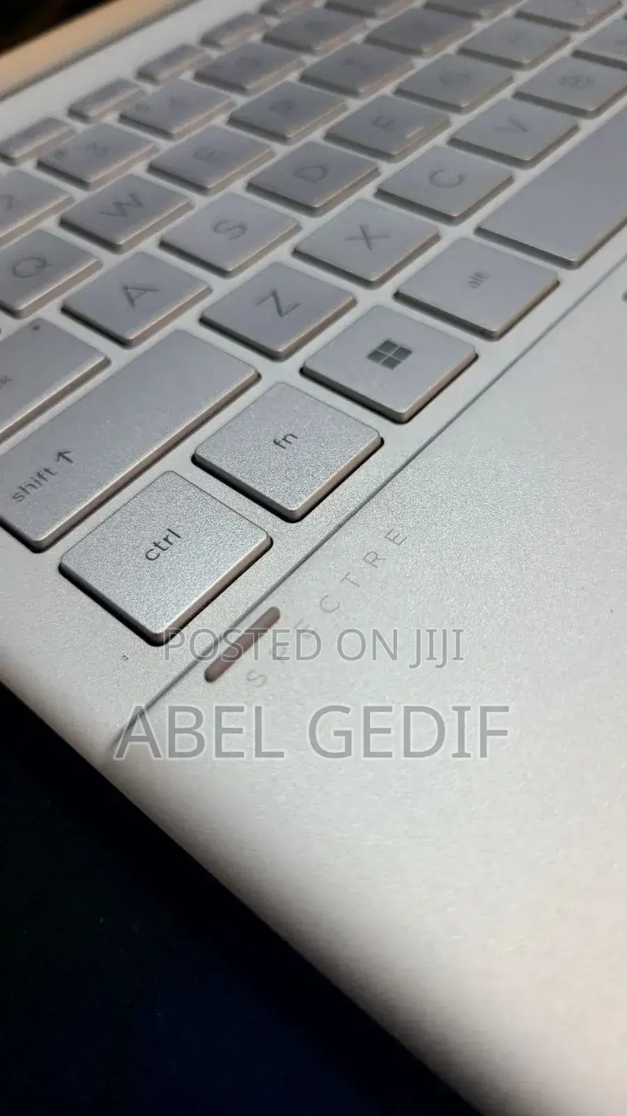 New Laptop HP Spectra 13 8GB Intel Core I5 SSD 512GB