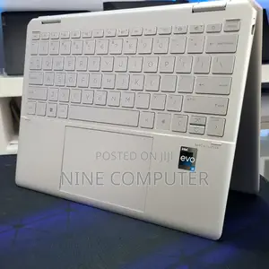 Photo - New Laptop HP Spectra 13 8GB Intel Core I5 SSD 512GB