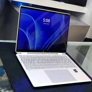 New Laptop HP Spectra 13 8GB Intel Core I5 SSD 512GB