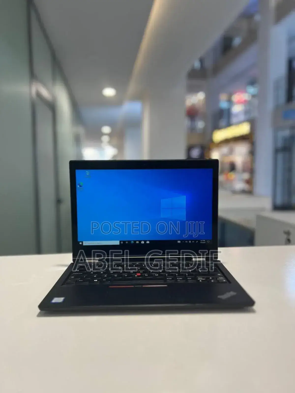 New Laptop Lenovo ThinkPad Yoga 8GB Intel Core I7 SSD 512GB