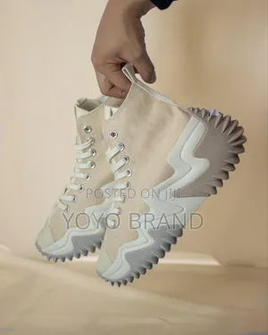 Photo - All Star Convrse Fashion Shoes