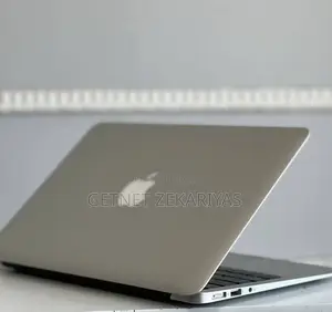 New Laptop Apple MacBook Air 2013 4GB Intel Core I5 SSD 128GB