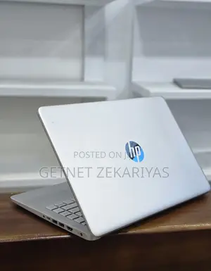 New Laptop HP Stream Notebook 16GB Intel Core I7 SSD 1T