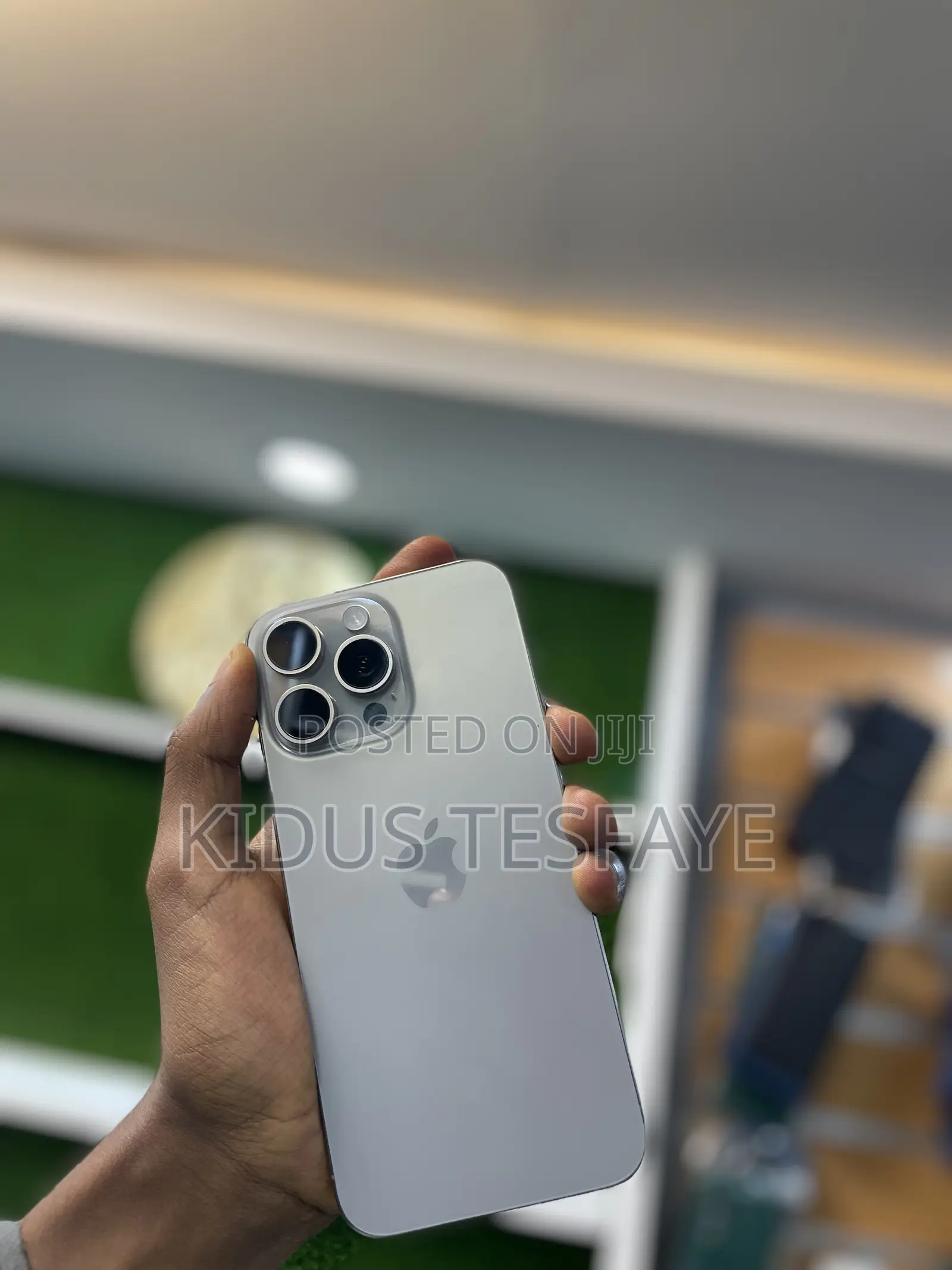 Apple iPhone 15 Pro Max 256 GB Gray