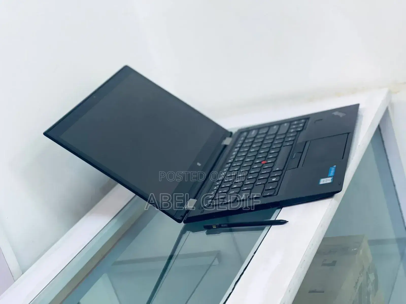 New Laptop Lenovo Thinkpad X1 Yoga 8GB Intel Core I7 SSD 512GB