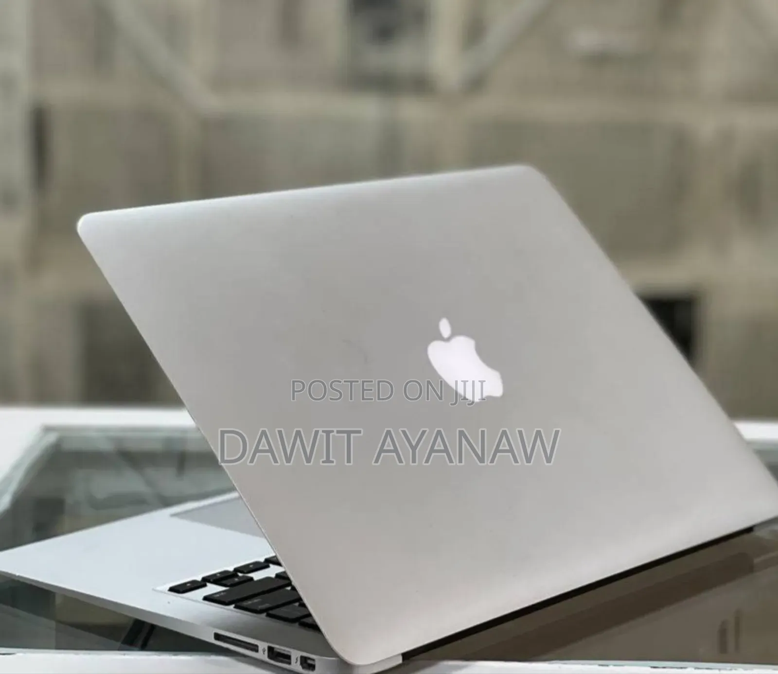 New Laptop Apple MacBook Air 2013 4GB Intel Core I5 SSD 128GB