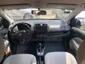 Mitsubishi Attrage 2021 Silver