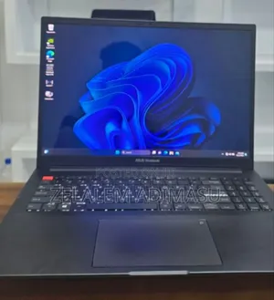 New Laptop Asus Vivobook 16 16GB AMD Ryzen 9 SSD 1T