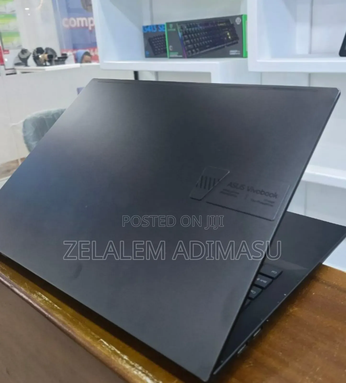 New Laptop Asus Vivobook 16 16GB AMD Ryzen 9 SSD 1T