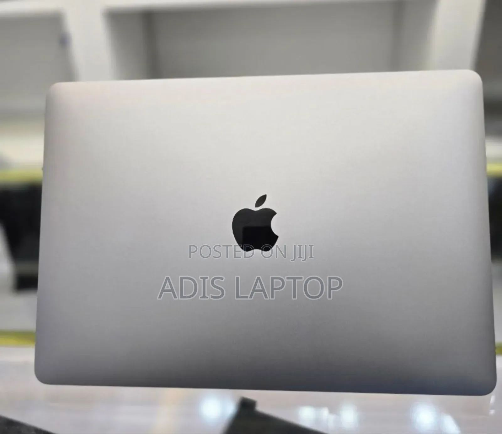 New Laptop Apple MacBook Air 2020 M1 8GB Intel Core I5 SSD 256GB