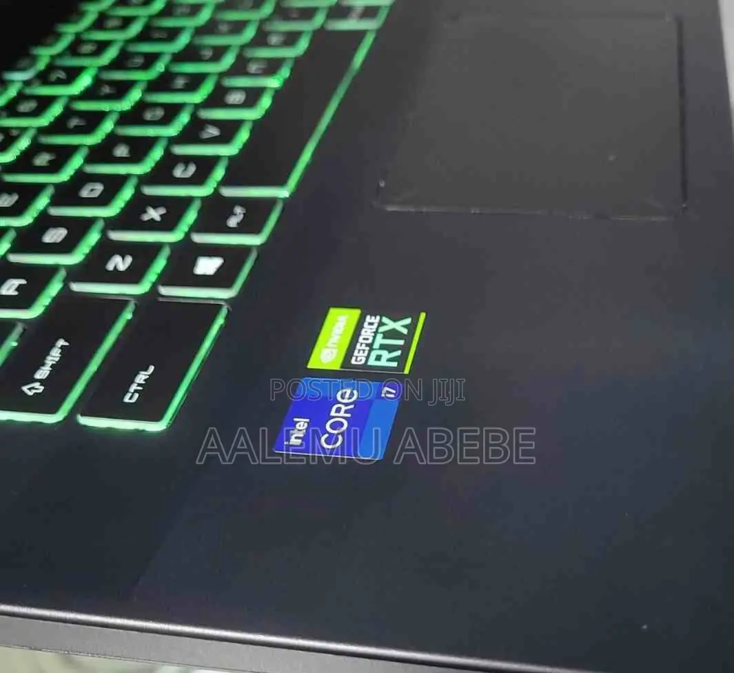 New Laptop MSI Crosshair 15 16GB Intel Core I7 SSD 512GB