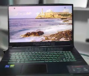 New Laptop MSI Crosshair 15 16GB Intel Core I7 SSD 512GB