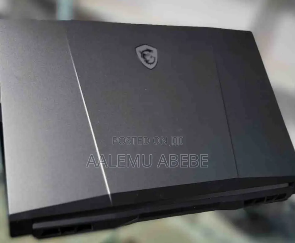 New Laptop MSI Crosshair 15 16GB Intel Core I7 SSD 512GB