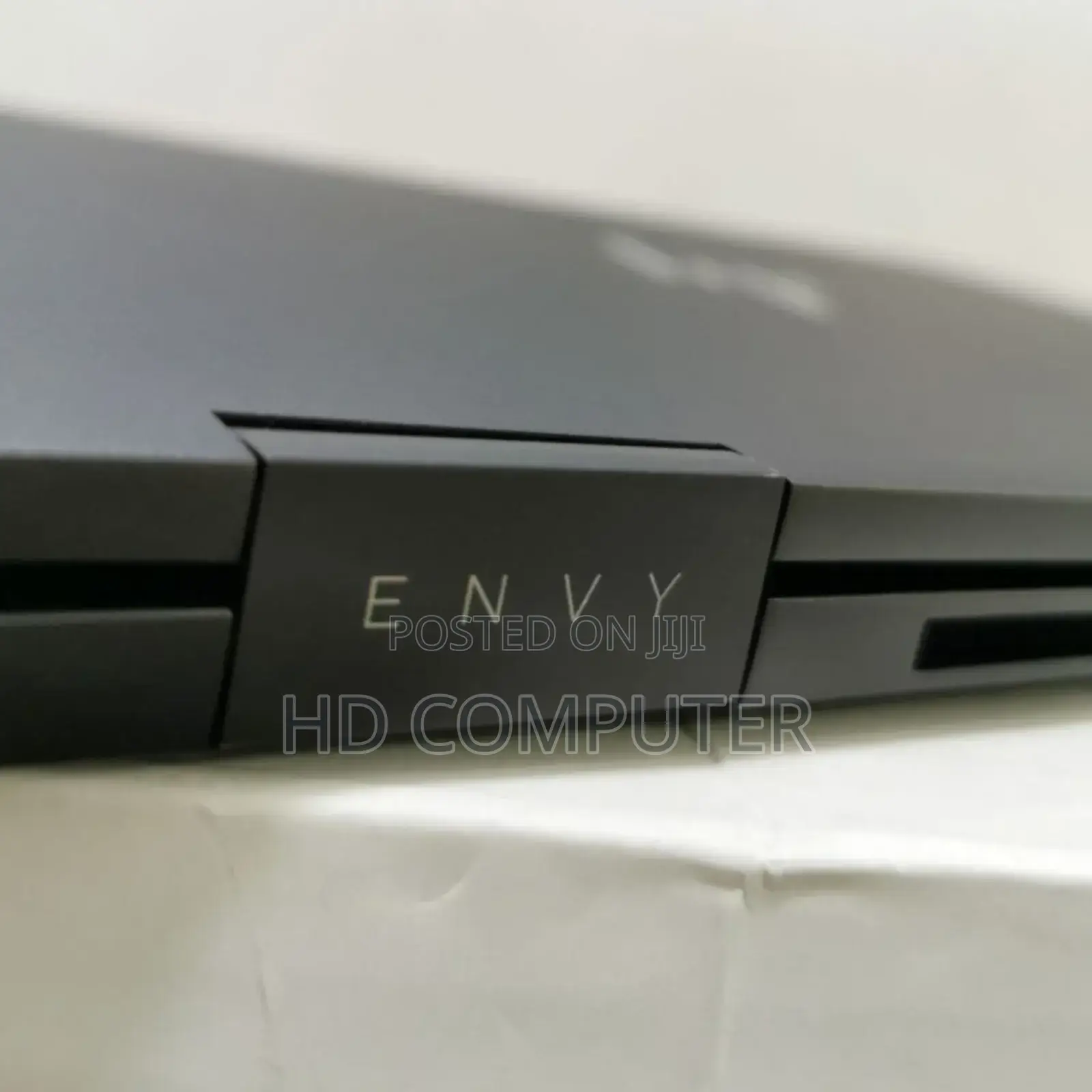 New Laptop HP Envy X360 15t 16GB AMD Ryzen 7 SSD 512GB