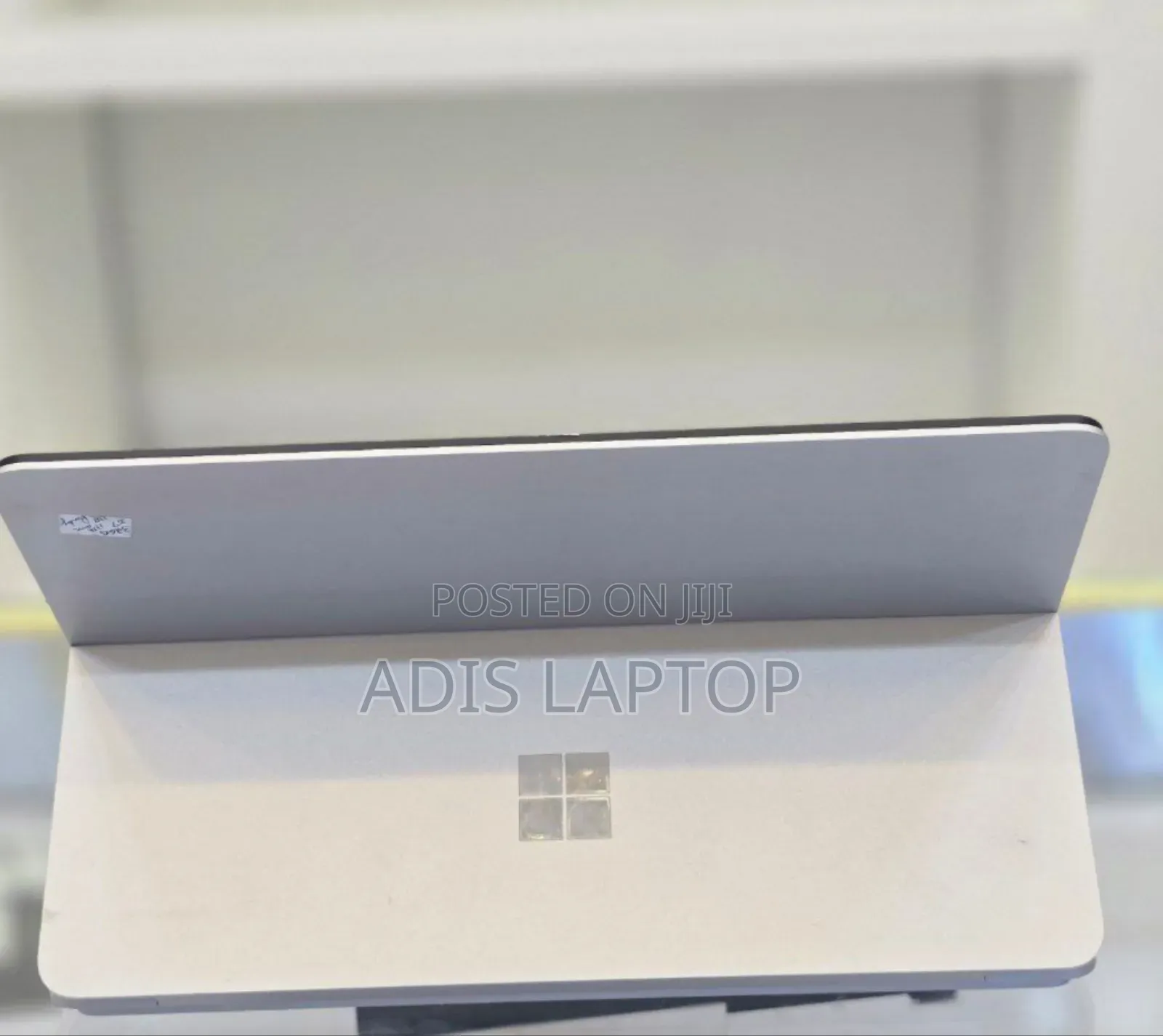 New Laptop Microsoft Surface 32GB Intel Core I7 SSD 1T