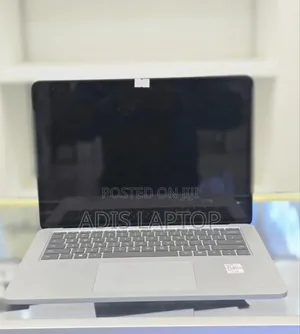 New Laptop Microsoft Surface 32GB Intel Core I7 SSD 1T