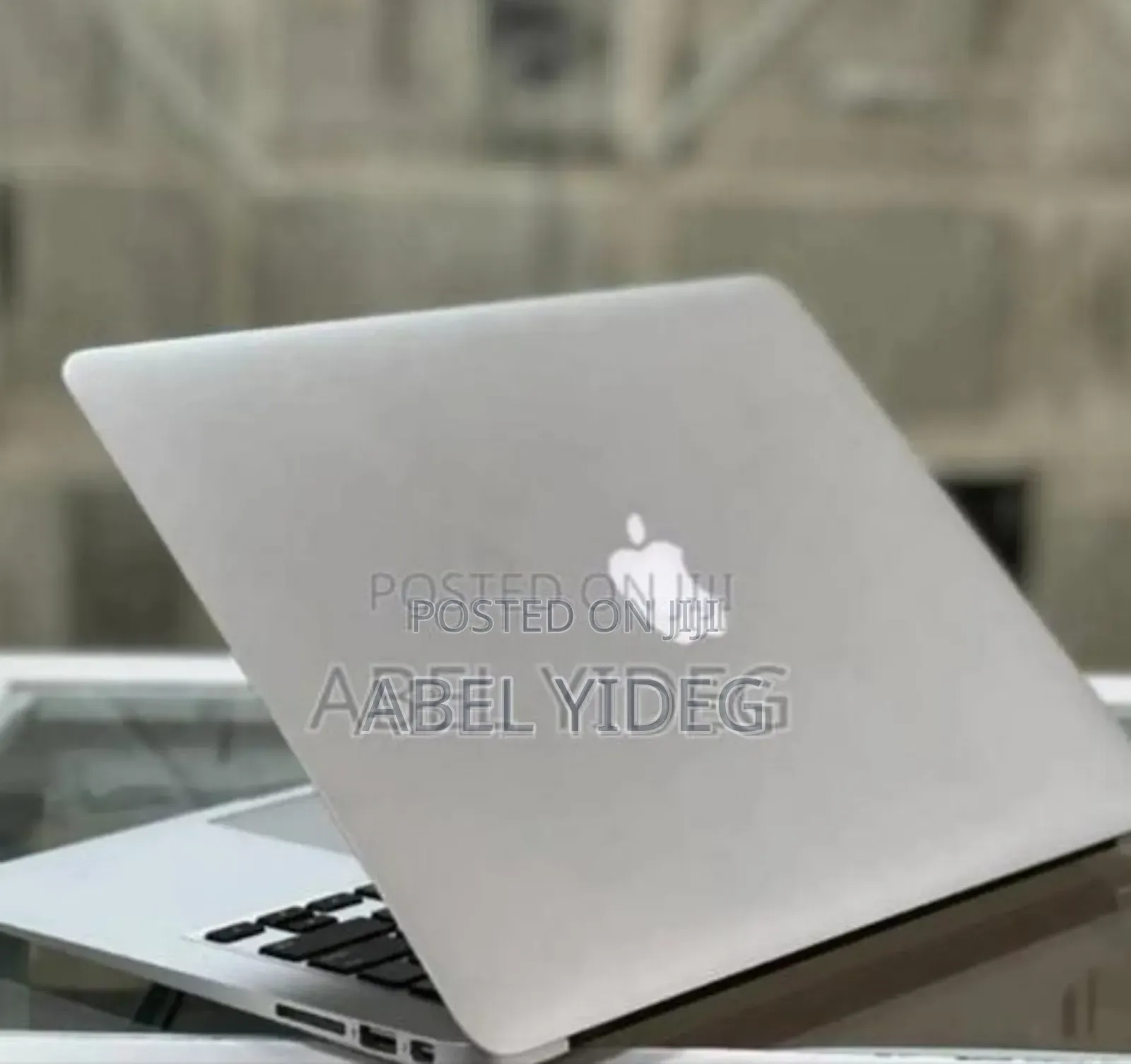 New Laptop Apple MacBook Air 2013 4GB Intel Core i5 SSD 128GB