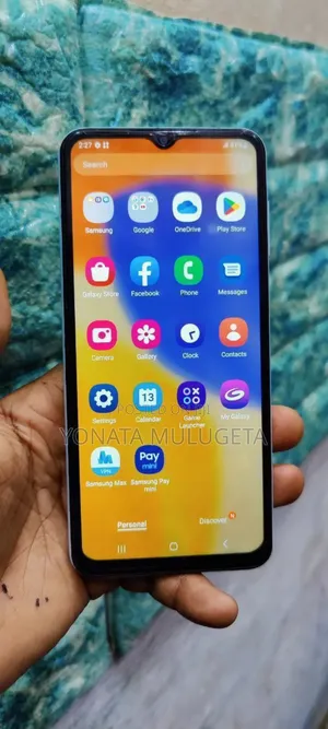 Photo - New Samsung Galaxy F13 64 GB