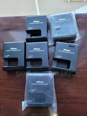 Photo - Mh-25 Nikon Camerabattery Charger