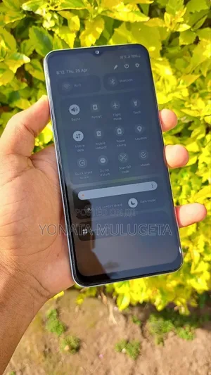 New Samsung Galaxy F13 64 GB