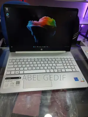 New Laptop HP Stream Notebook 8GB Intel Core I5 SSD 512GB