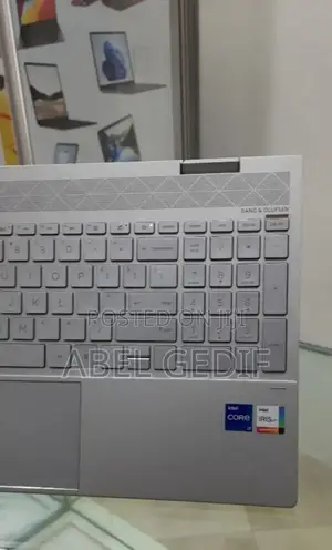 New Laptop HP Envy X360 16GB Intel Core I7 SSD 512GB