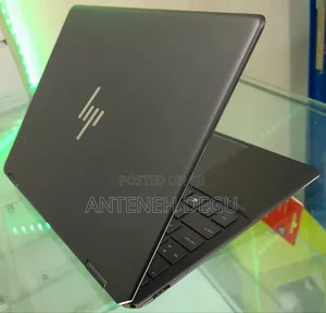Photo - New Laptop HP Spectre X360 13 16GB Intel Core I5 SSD 1T