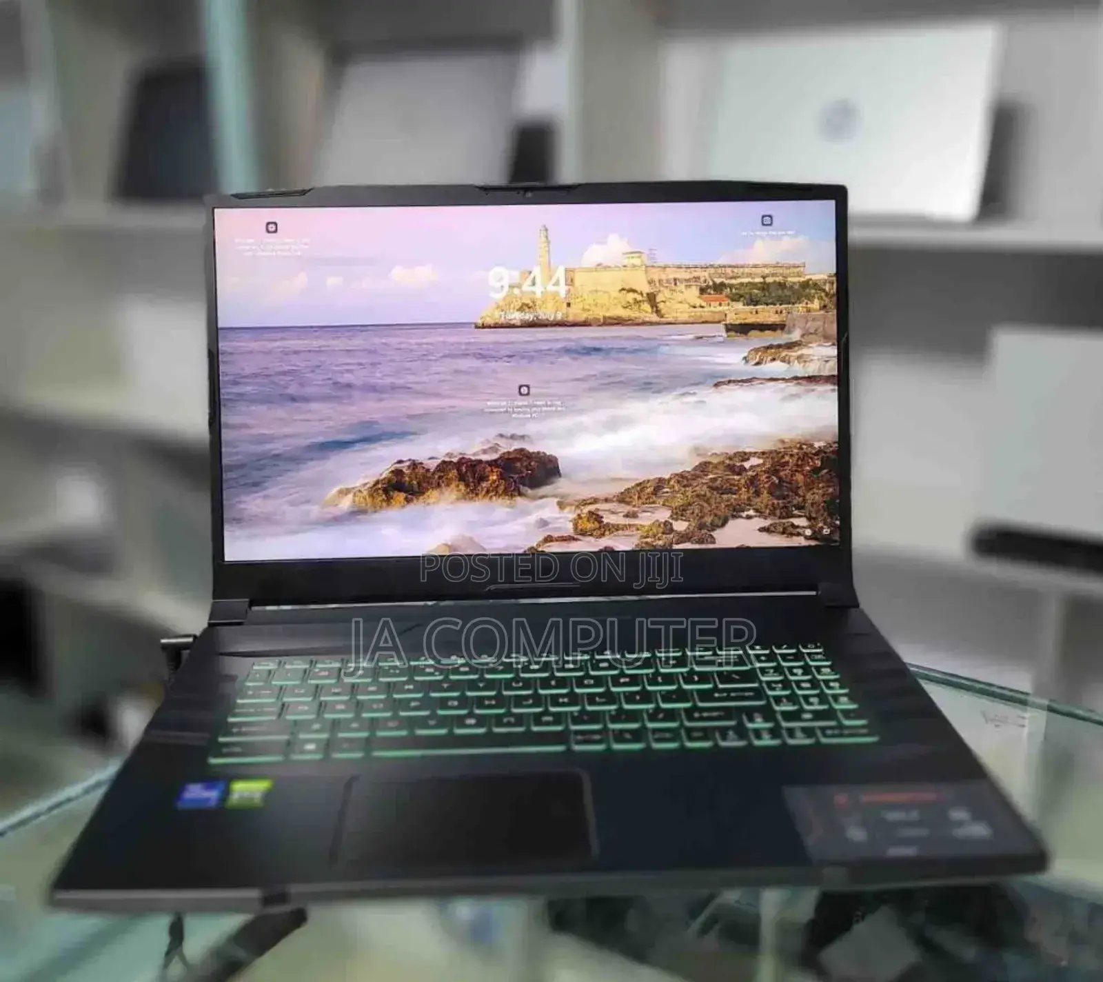 New Laptop MSI Crosshair 17 16GB Intel Core I7 SSD 1T