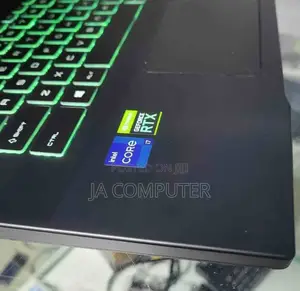 New Laptop MSI Crosshair 17 16GB Intel Core I7 SSD 1T