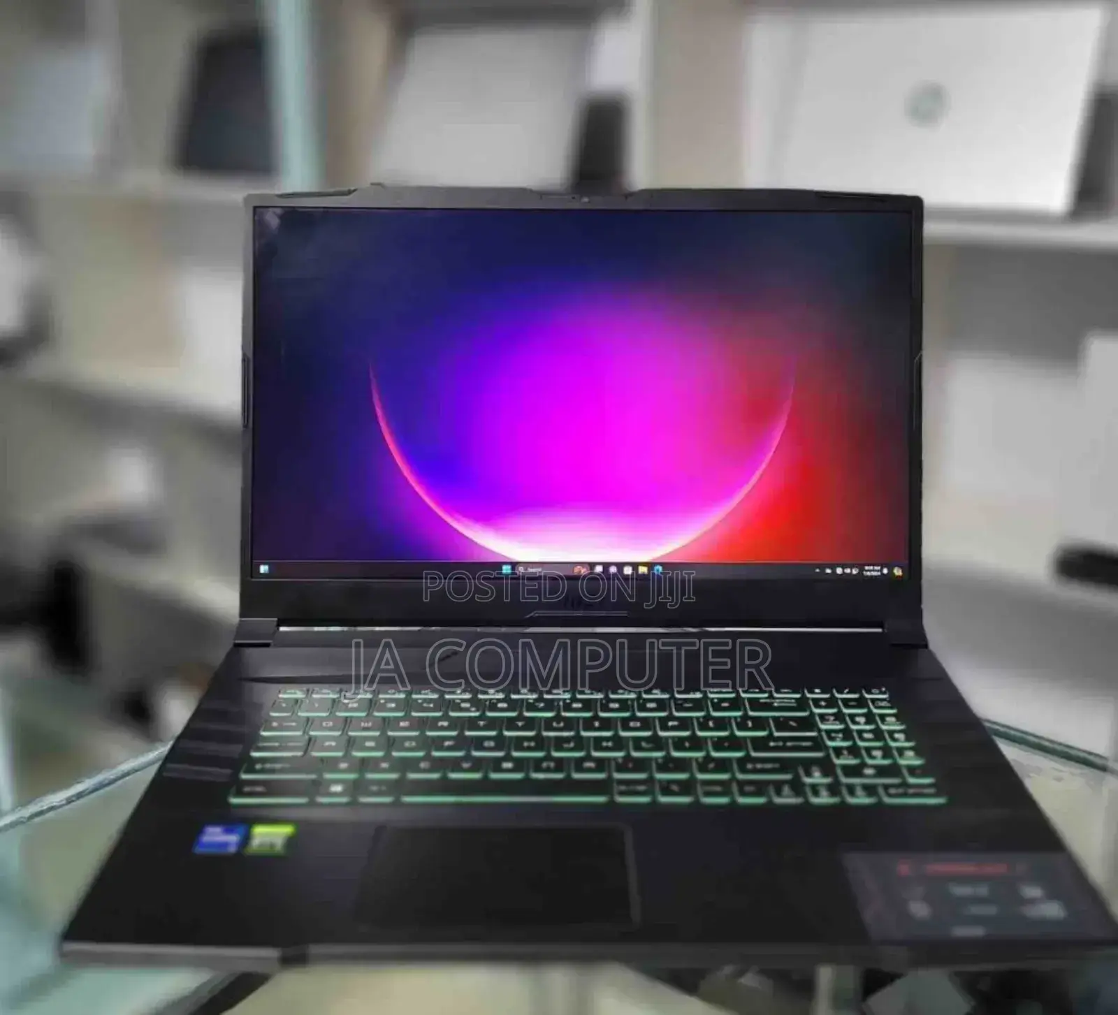New Laptop MSI Crosshair 17 16GB Intel Core I7 SSD 1T