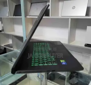 New Laptop MSI Crosshair 17 16GB Intel Core I7 SSD 1T
