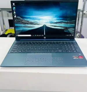 Photo - New Laptop HP Pavilion 15 8GB AMD Ryzen 7 SSD 512GB