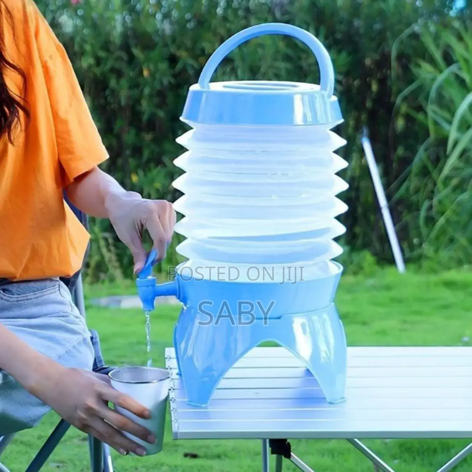Collapsable Large Capacity Dispenser
