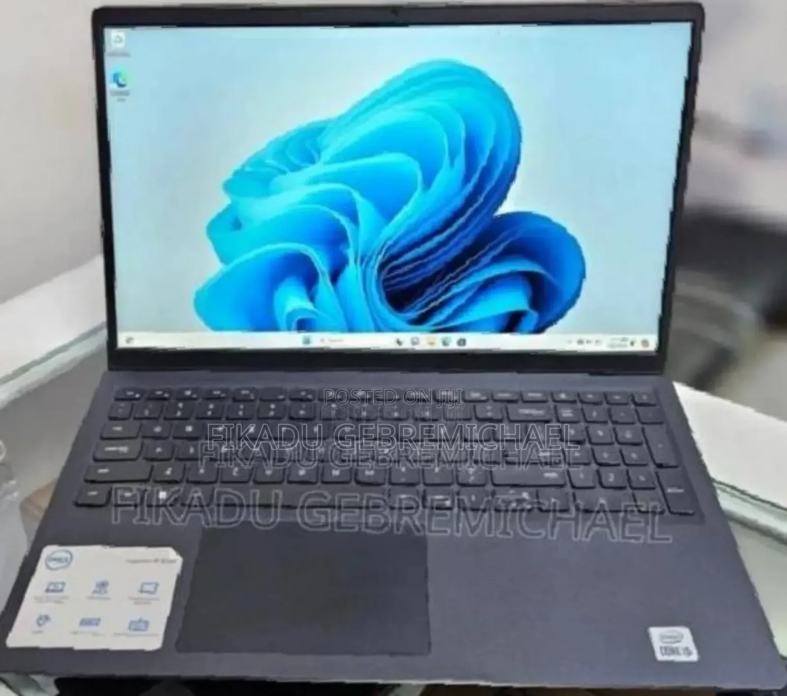 New Laptop Dell 8GB Intel Core i5 SSD 256GB