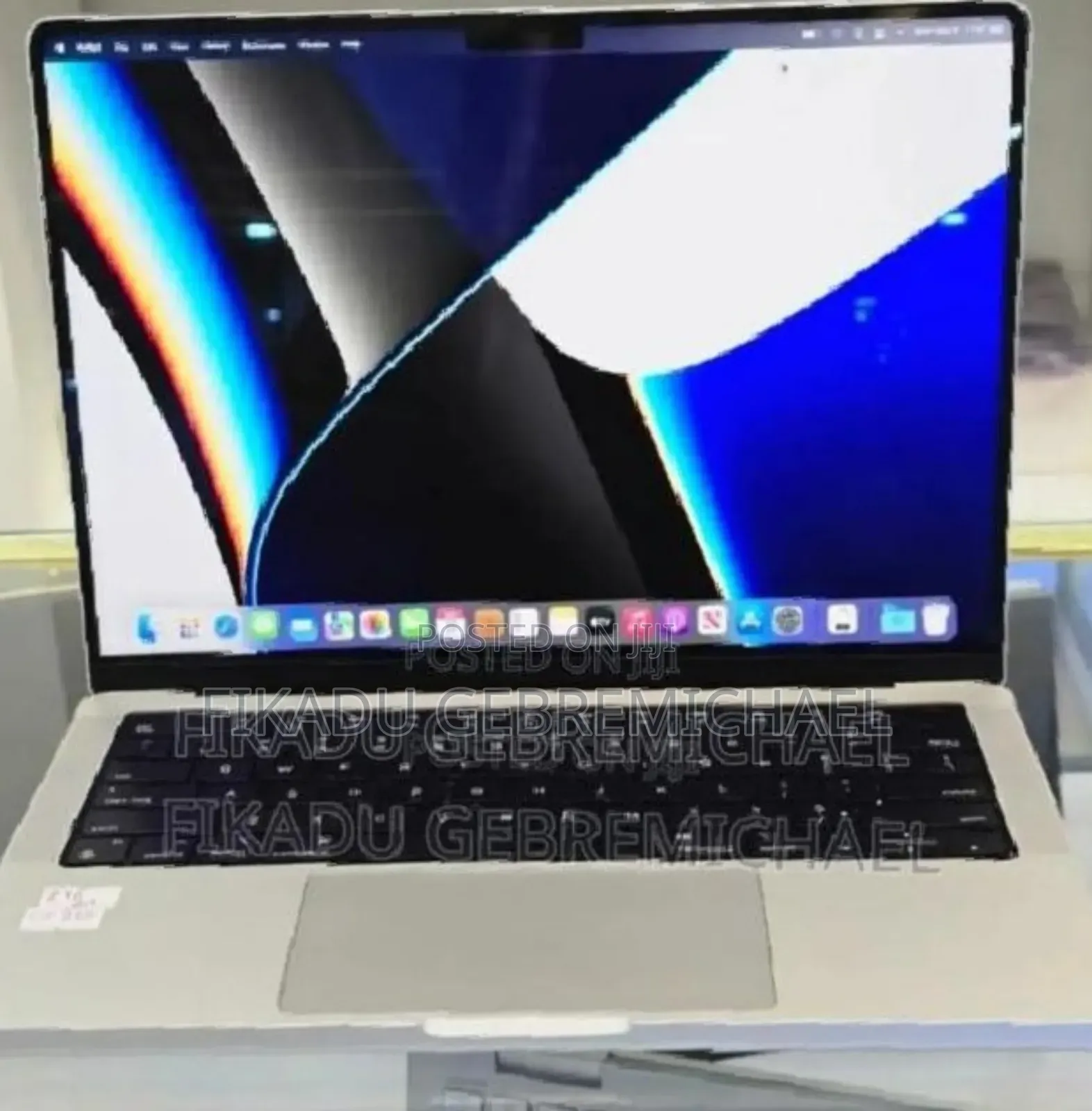 New Laptop Apple MacBook Pro 2021 M1 16GB Intel Core i7 SSD 1T